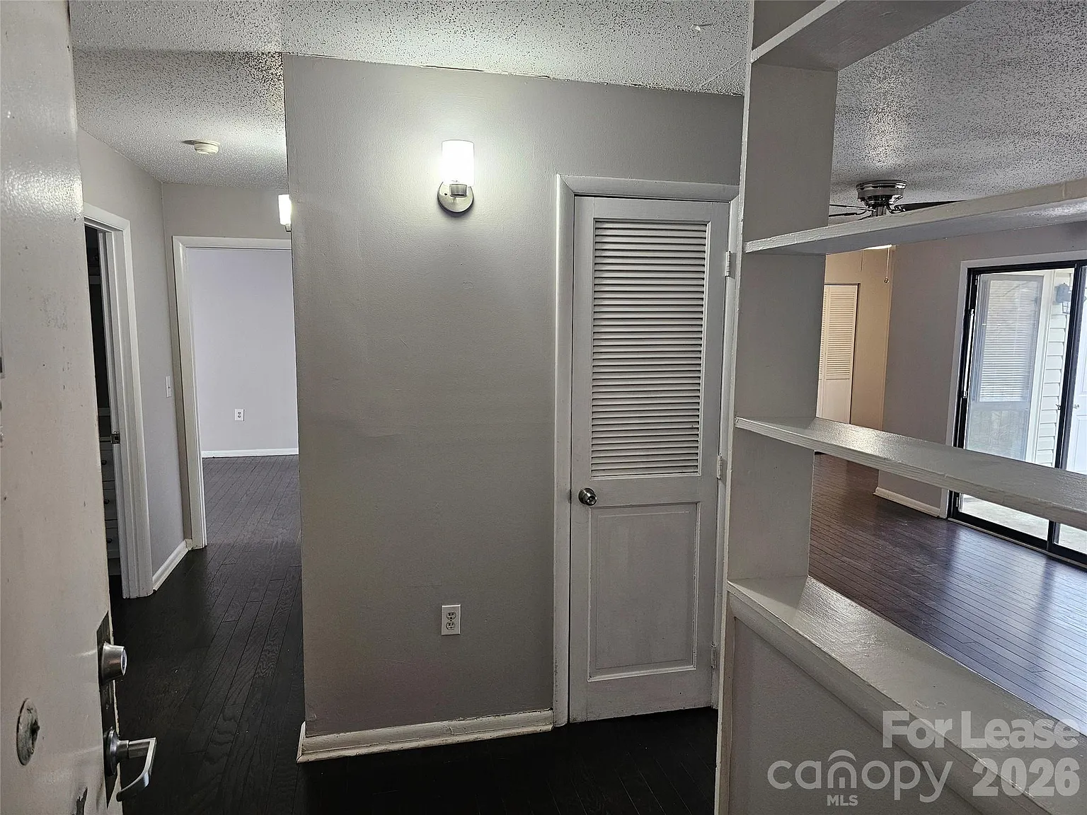 2 bed, 2.0 bath, 1053 sqft, $1,500 — Photo 3