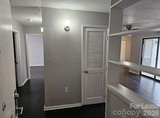 4811 Spring Lake Dr APT E, Charlotte, NC 28212