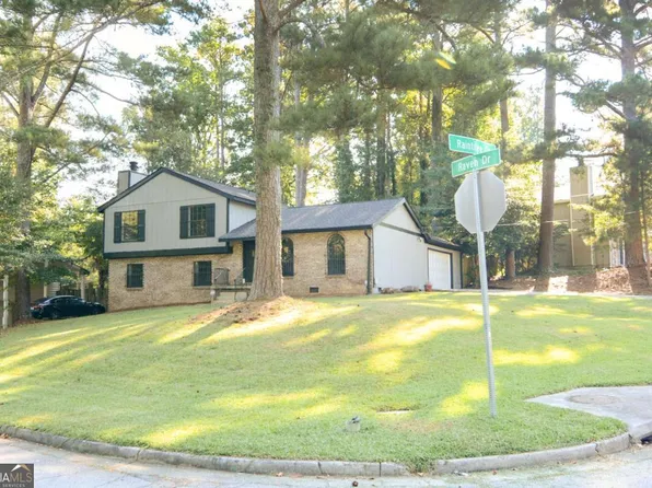 9010 Raven Dr, Jonesboro, GA 30238