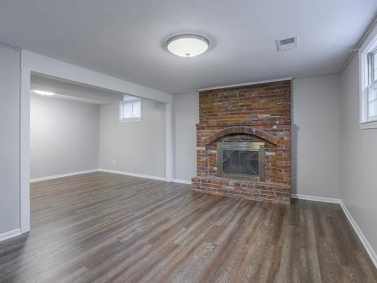 6725 NW Hilldale Dr — Photo 28