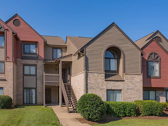 4th image of 1080 W Main St #820