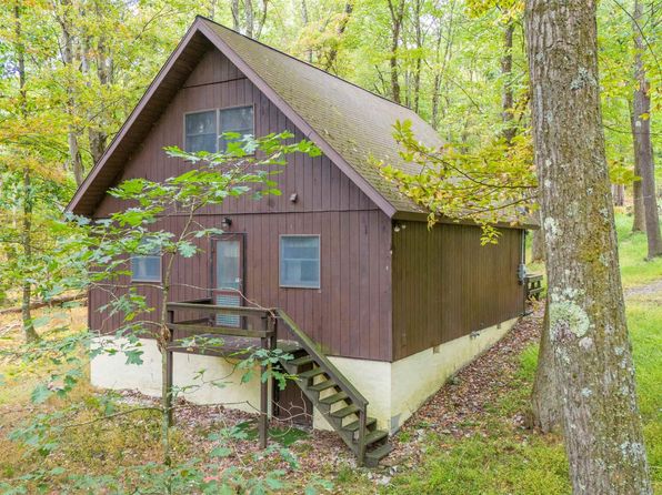 732 Goldenrod Dr, Terra Alta, WV 26764