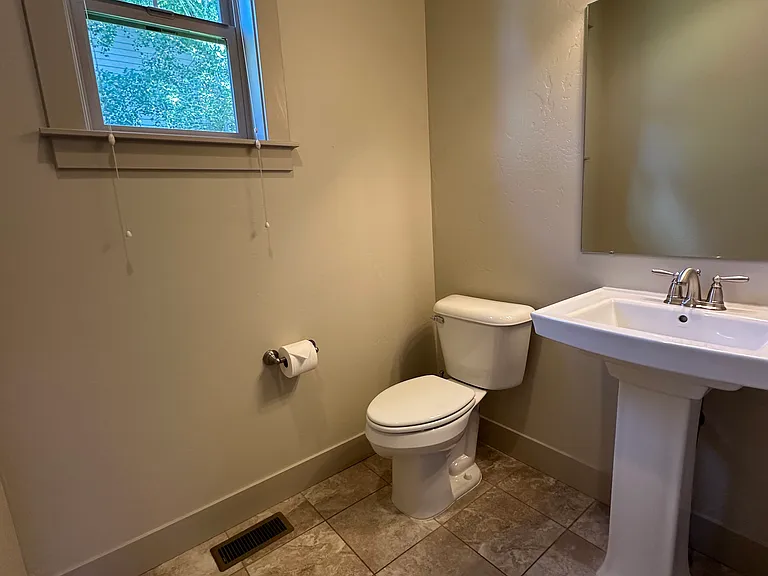 4435 Bembrick St — Photo 20