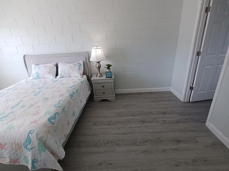New Smyrna Beach Apartments — Photo 9