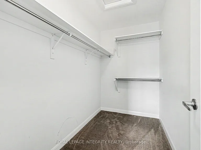 906 Lixnaw Ct — Photo 24