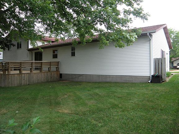 2nd image of 1769 Woodside Dr