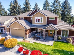4519 Country Club Dr NE, Tacoma, WA