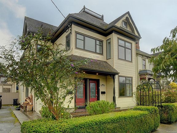 3rd image of 121/123 Turner St