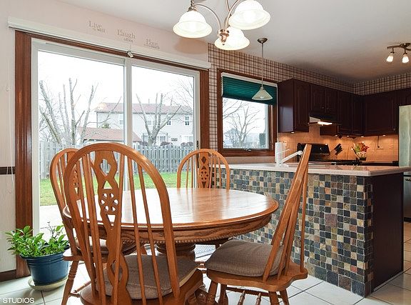 4th image of 1262 Darlington Ct