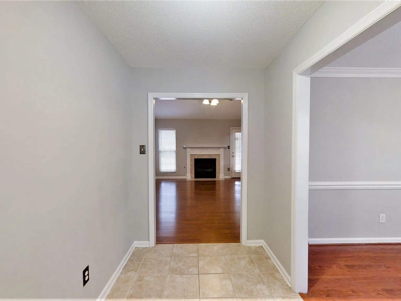 4654 Crested Butte Road - 4654 Crested Butte — Photo 2