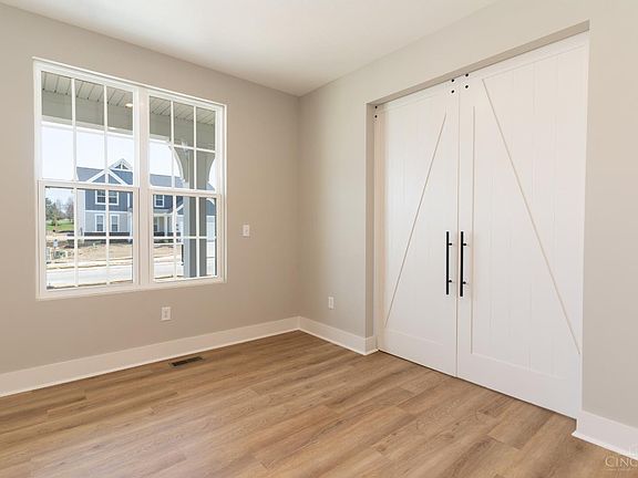 7th image of this home