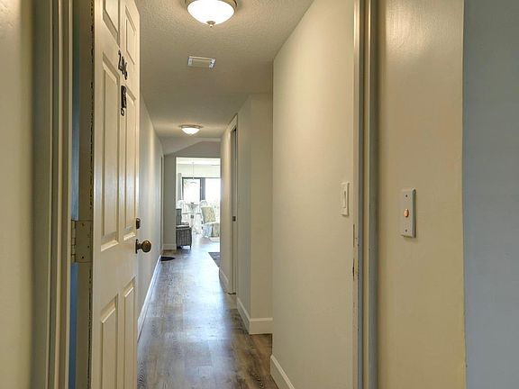 4th image of 2636 Ocean Dr APT 206