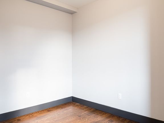 5th image of 703 Rogers Ave #2CC