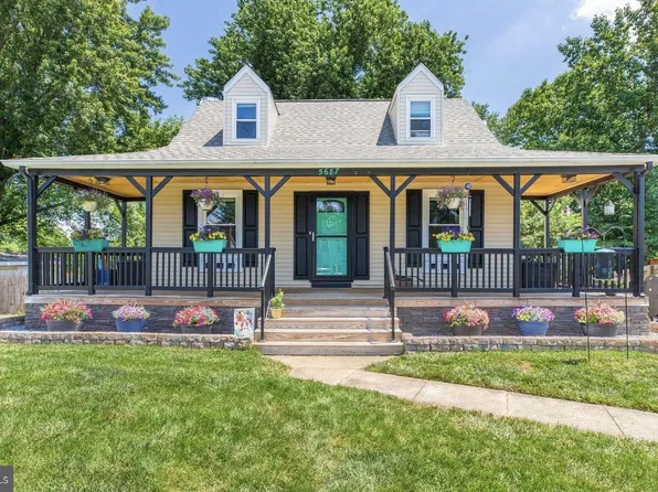 5687 Saffron Ln, Woodbridge, VA 22193