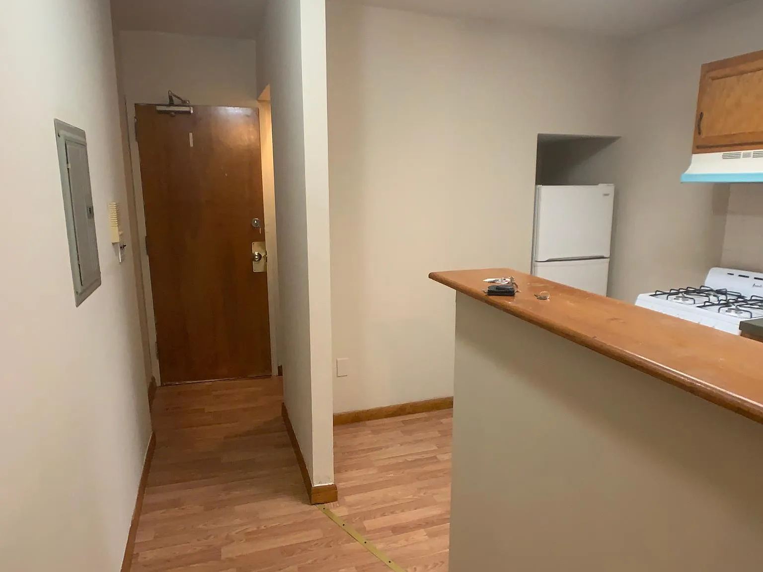 Studio, 600 sqft, $1,000 — Photo 2