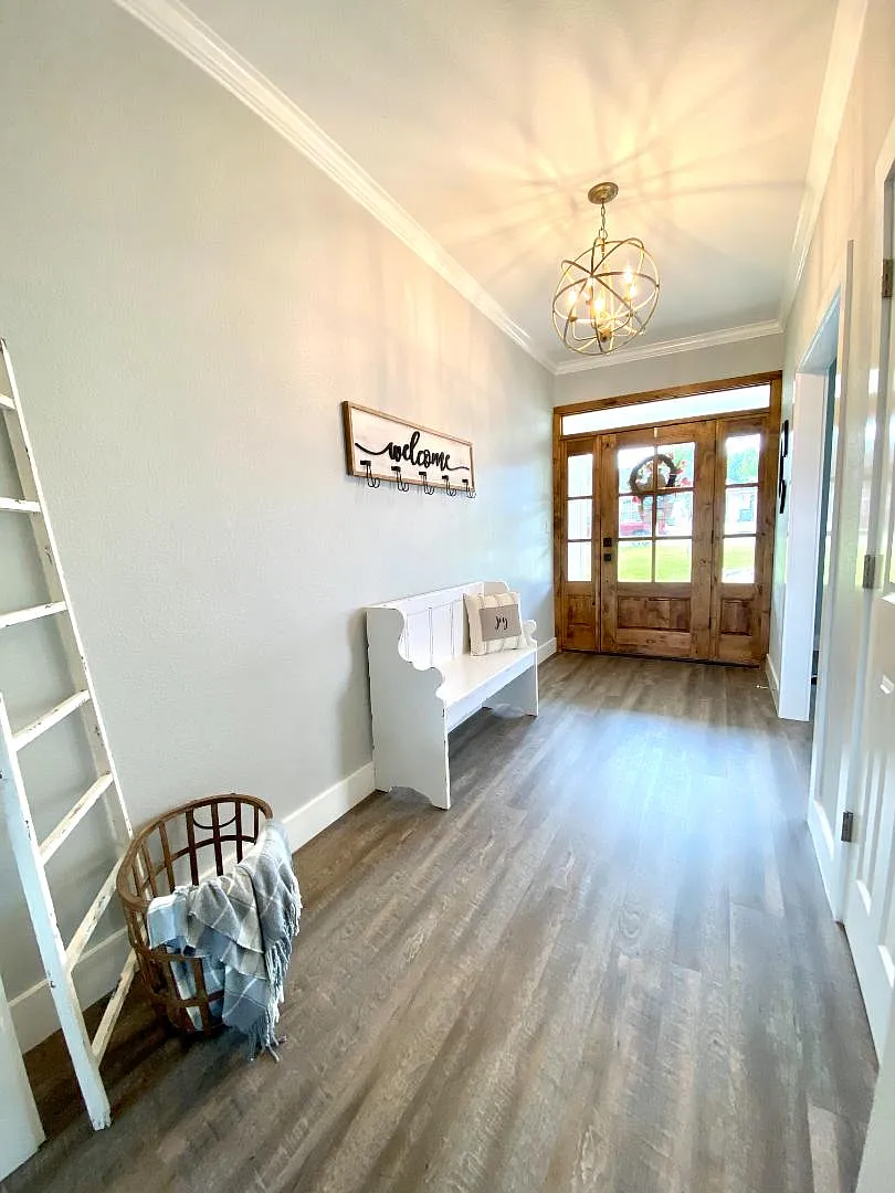 110 Honeysuckle Ct — Photo 1