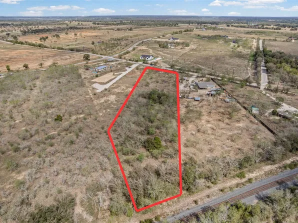 1505 Barth Rd, Dale, TX 78616