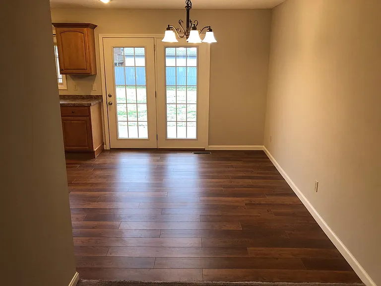 8711 Hanover Dr — Photo 4