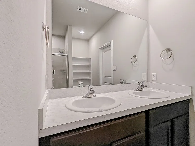 14541 Montclair Way — Photo 22