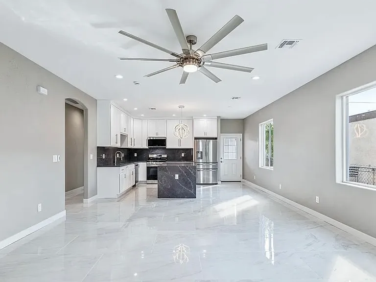 1794 Artesia Dr — Photo 6