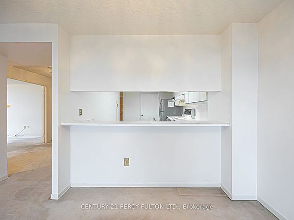 3rd image of 5 Kenneth Ave #907