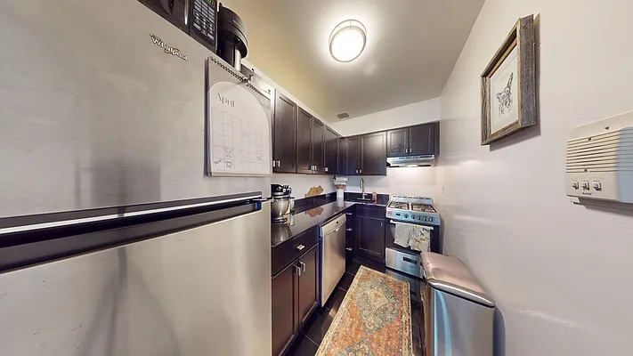 Rented by Bond New York | media 5