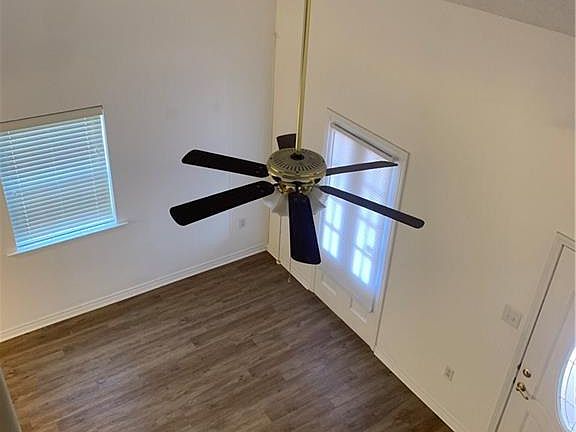 4th image of 3412 W Esplanade Ave N APT D