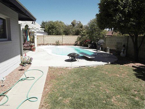 5th image of 1411 E Julie Dr