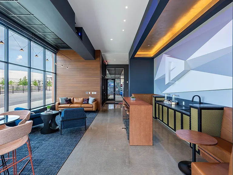 Pivot Apartments — Photo 24