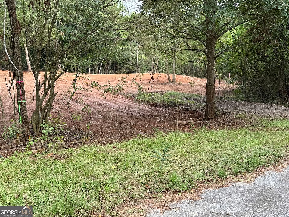 1st image of 100 Winding Ln
