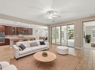 945 W Yellowstone Way, Chandler, AZ 85248