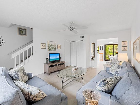 3rd image of 102 Marco Villas DR #S-7