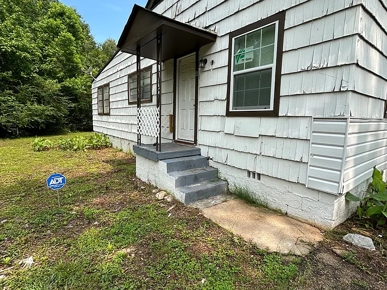 Belvedere Dr — Photo 2