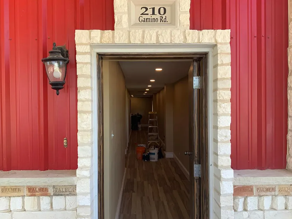 210 Gamino Rd