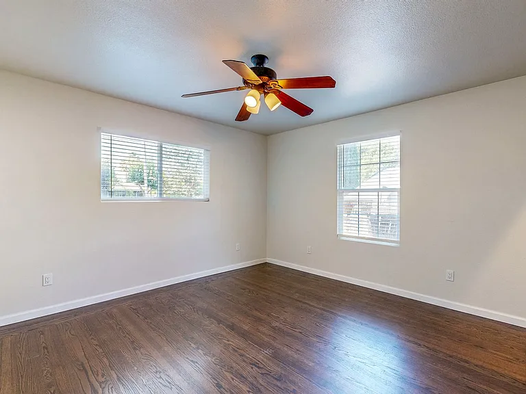 1720 Ditty Ave #A — Photo 29