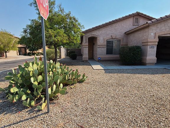2nd image of 471 E Palomino Way