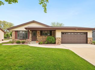 6120 S New York Ave, Cudahy, WI 53110