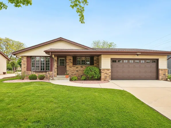 6120 S New York Ave, Cudahy, WI 53110