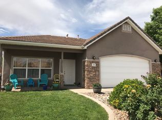 398 W Harvest Ln, Washington, UT 84780
