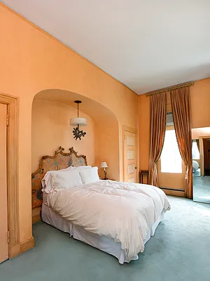 Sold by Sotheby's International Realty | media 1