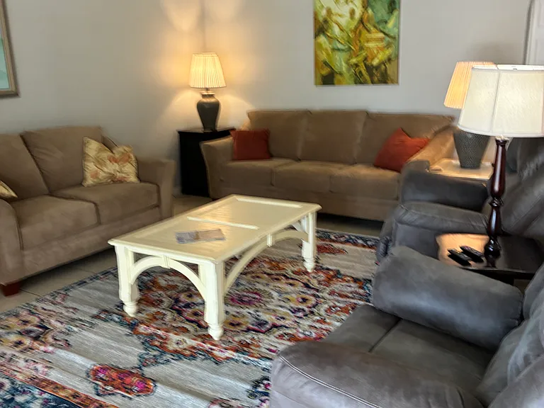 157 Anchorage St — Photo 7