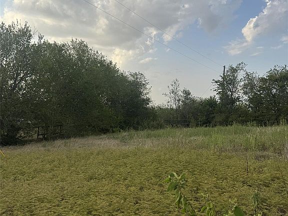 5th image of 10200 Shively Ln
