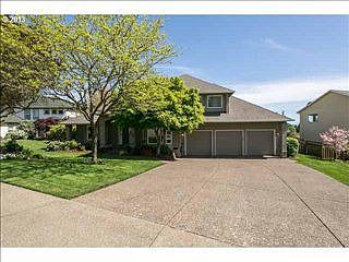 2nd image of 175 NW Carmel Cir