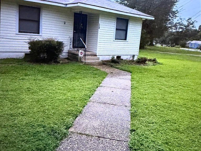 128 Orange St — Photo 27