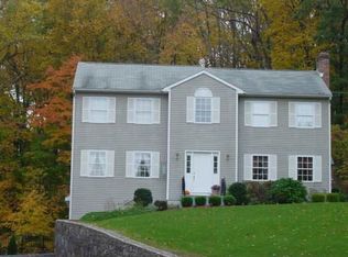 86 Whitney Pl, Naugatuck, CT 06770