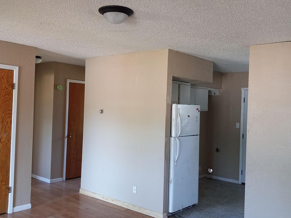 2nd image of 1414 Becky Ct #1414