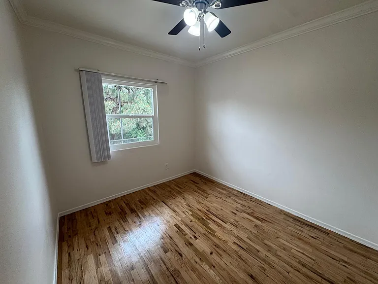 3025 Perlita Ave #9 — Photo 12
