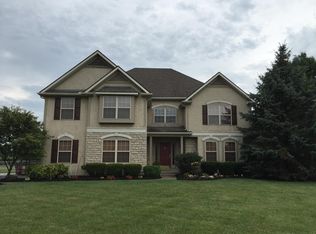 208 Bermuda Dr NW, Johnstown, OH 43031