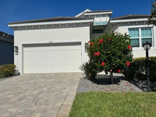 6224 Champions Row St, Bradenton, FL 34210