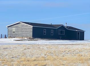 48 Sussex Rd, Kaycee, WY 82639